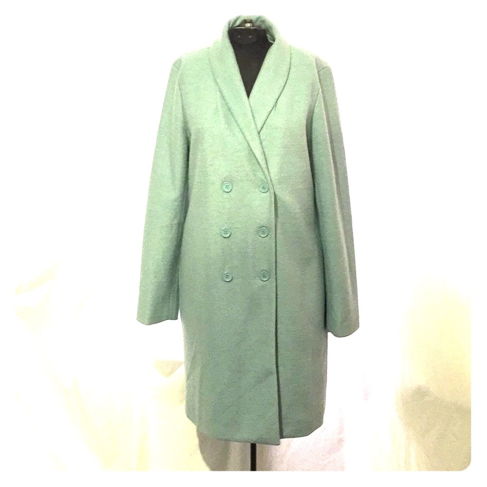 Aqua coat size M